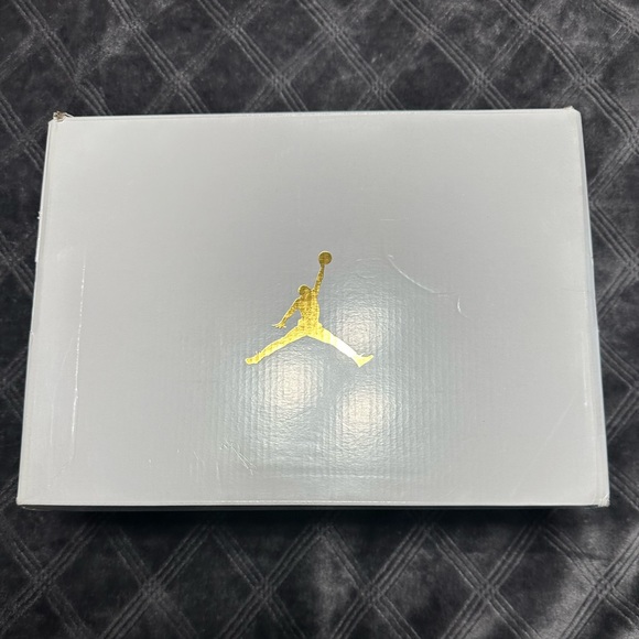 Air Jordan 1 Mid SE Split Black White - Picture 4 of 7